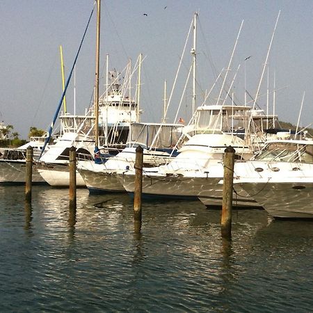Coral Cove Marina Hotel Chaguaramas Zewnętrze zdjęcie